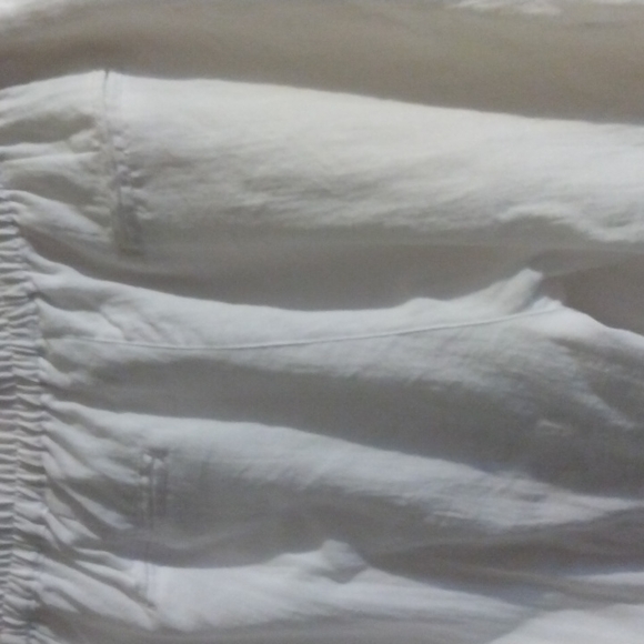 Ashley Stewart 2x white n gold embroidered blouse - Picture 5 of 10